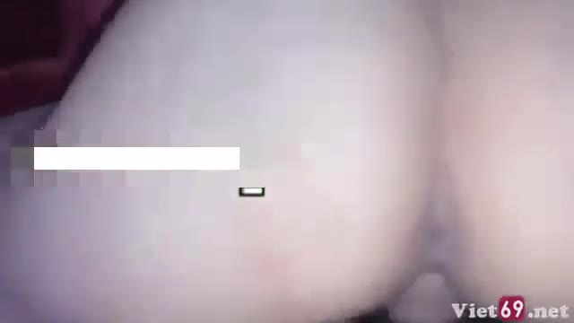 Bắn hết vào trong cô bé em sinh viên