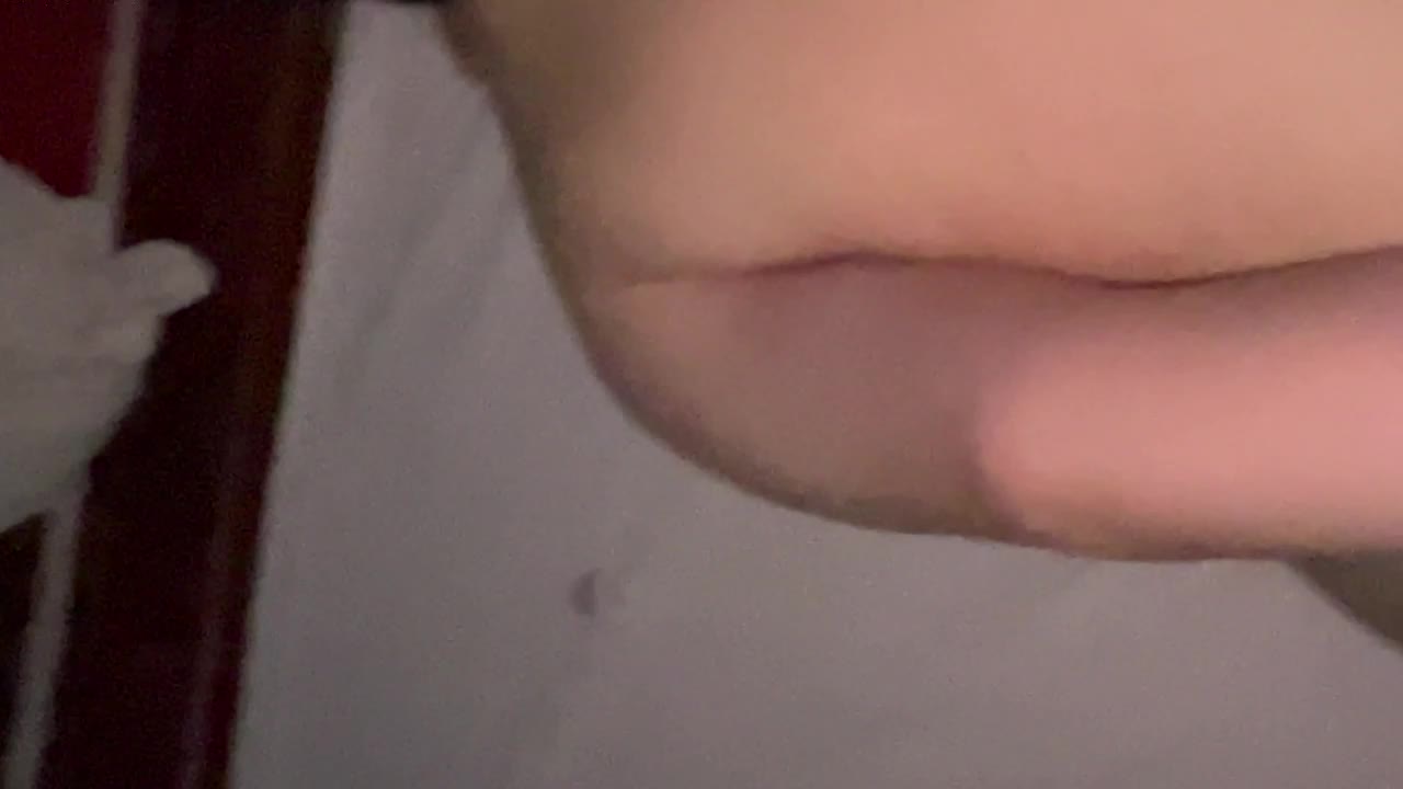 Cô Giáo Biến Đĩ Dâm Ban Đêm Kép Mặt